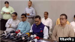 বঙ্গবন্ধু এভিনিউয়ে আওয়ামী লীগের কেন্দ্রীয় কার্যালয়ে এক মতবিনিময় সভায় আওয়ামী লীগের সাধারণ সম্পাদক ওবায়দুল কাদের। ১৪ মার্চ, ২০২৪।