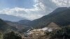 ကချင်ပြည်နယ်က မြေရှားသတ္တုတူးဖော်ရေး လုပ်ငန်းခွင် 