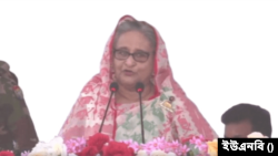 তারাগঞ্জের একটি জনসভায় আওয়ামী লীগের সভানেত্রী শেখ হাসিনা। ২৬ ডিসেম্বর, ২০২৩।