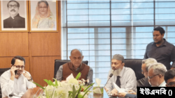 দগ্ধ রোগীদের চিকিৎসা সেবা নিয়ে বোর্ড সভা করেছেন স্বাস্থ্যমন্ত্রী ডা. সামন্ত লাল সেন। ১৪ মার্চ, ২০২৪।