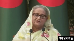 গণভবনে দেশি-বিদেশি সাংবাদিক ও নির্বাচন পর্যবেক্ষকদের সঙ্গে মত বিনিময়কালে প্রধানমন্ত্রী শেখ হাসিনা। ৮ জানুয়ারি, ২০২৪।