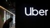 Logo de Uber en una de sus oficinas en Bogotá, Colombia. La empresa ha anunciado el cierre de 45 de sus oficinas y el despido de 3.000 mil empleados más.