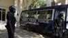 Cinq policiers inculpés du meurtre de trois manifestants en Gambie