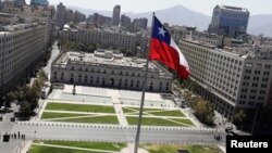 De acuerdo al fallo de la Corte Suprema, la actuación del Ministerio Público y de la Policía de Investigaciones (PDI) habría producido “la eliminación (de) la posibilidad de continuar la investigación y de sancionar a un responsable”. Foto de archivo del 8 de marzo de 2020.
